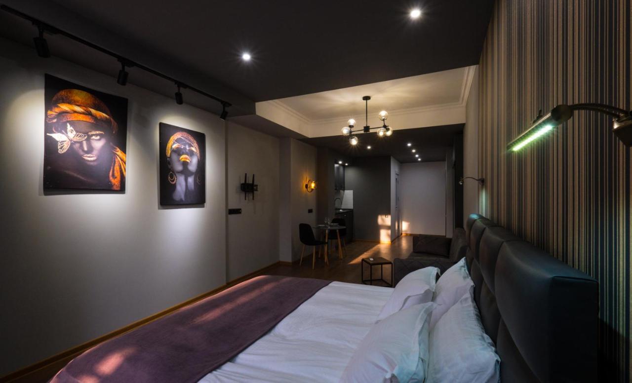 Iren River Side Apartments ティビリシ エクステリア 写真