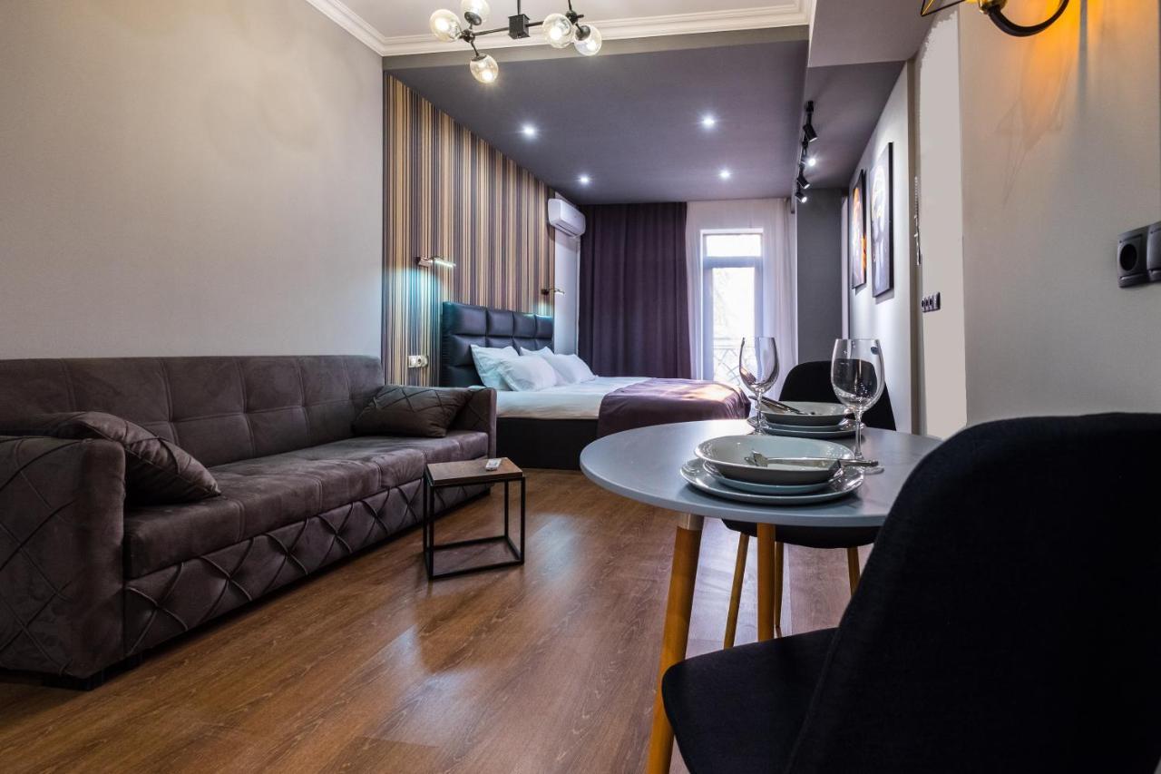 Iren River Side Apartments ティビリシ エクステリア 写真