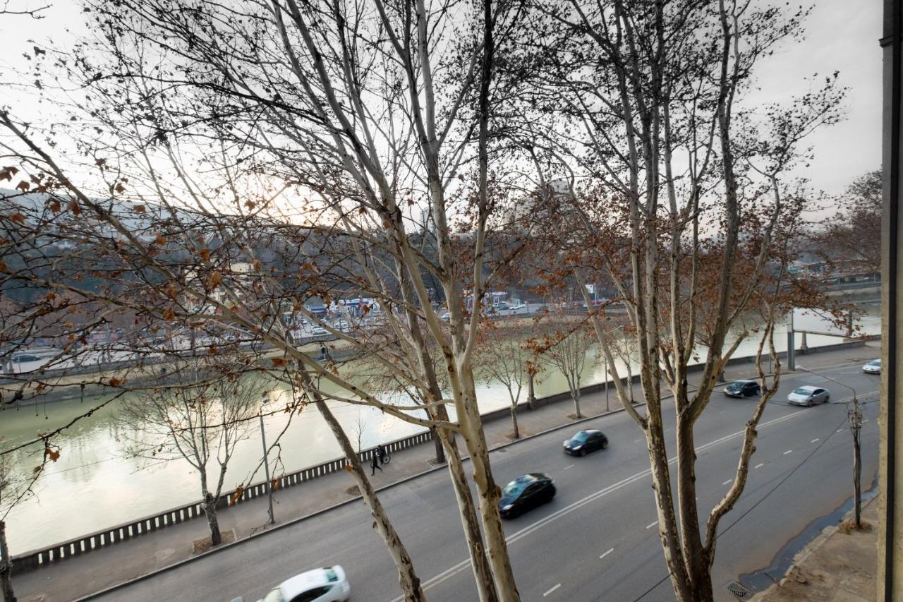 Iren River Side Apartments ティビリシ エクステリア 写真