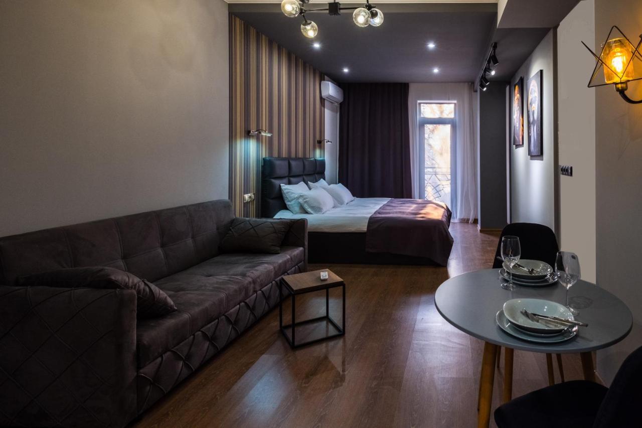 Iren River Side Apartments ティビリシ エクステリア 写真